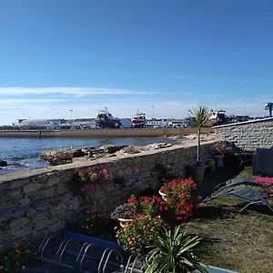 Couette-café La Rose Des Mers, Tréffiagat